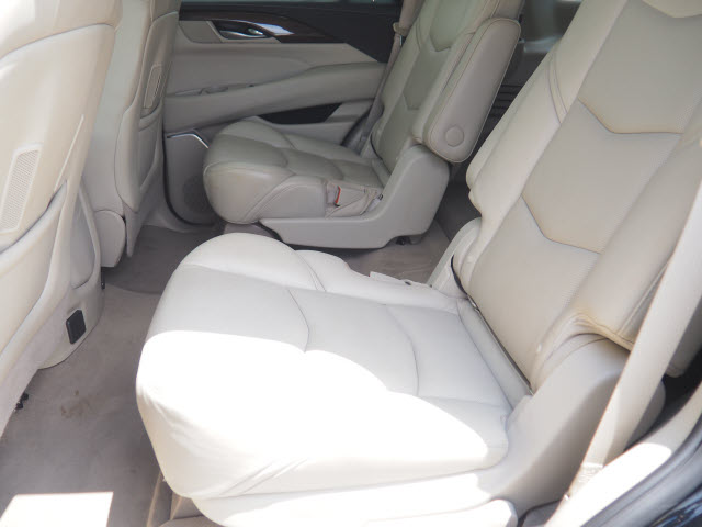 2018 Cadillac Escalade Luxury - Photo 47