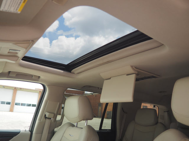 2018 Cadillac Escalade Luxury - Photo 49