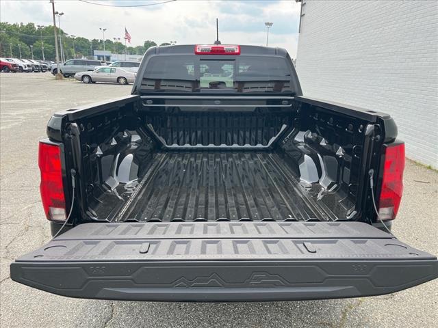 2025 Chevrolet Colorado 2WD CREW CAB LT - Photo 4