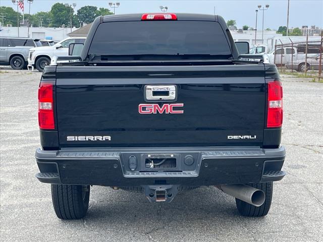 2017 GMC Sierra 3500HD Denali - Photo 4