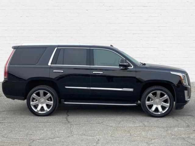 2018 Cadillac Escalade Luxury - Photo 4
