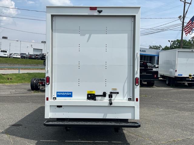 2024 Chevrolet Express 3500 VAN 139 - Photo 4