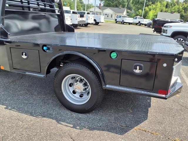 2025 Chevrolet Silverado 3500HD CC 4WD CREW CAB 177  WB, 60 - Photo 5