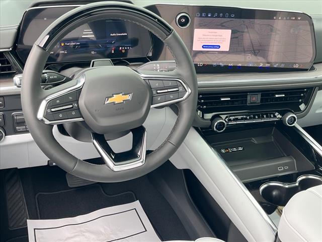 2025 Chevrolet Suburban 4WD 4DR PREMIER - Photo 5