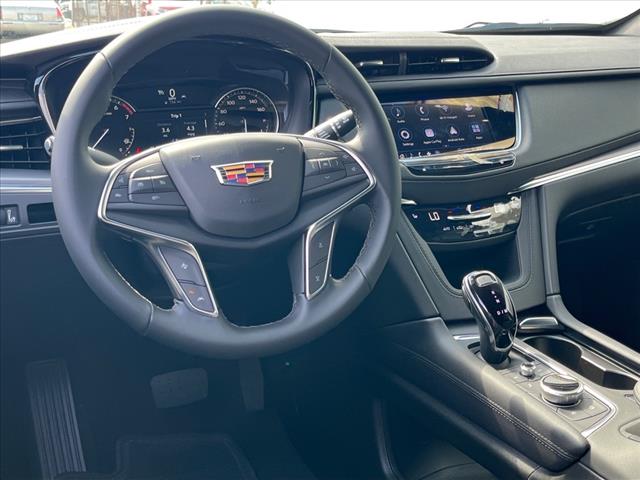 2025 Cadillac XT5 FWD 4DR LUXURY - Photo 5