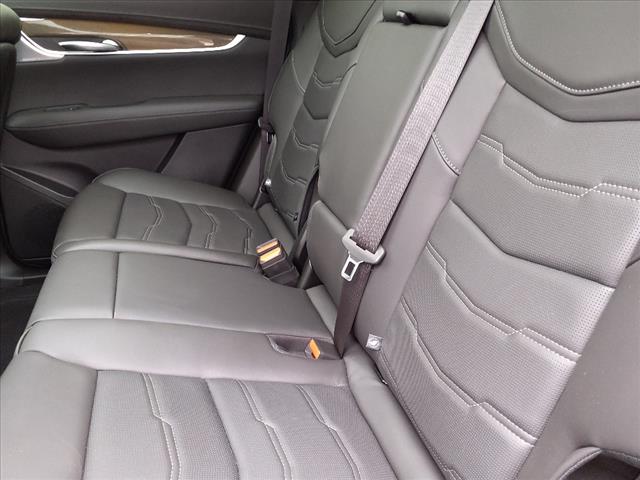 2024 Cadillac XT5 FWD 4DR PREMIUM LUXURY - Photo 5