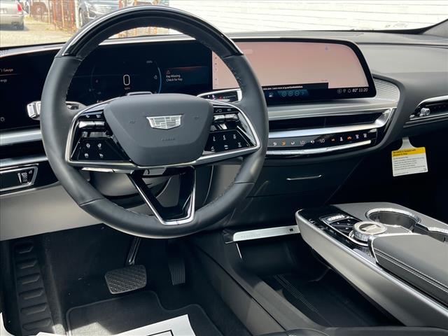 2025 Cadillac LYRIQ Luxury 3 - Photo 5