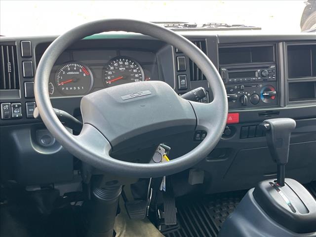2025 Chevrolet 4500 HG LCF GAS 2WD CREW CAB 176 - Photo 5