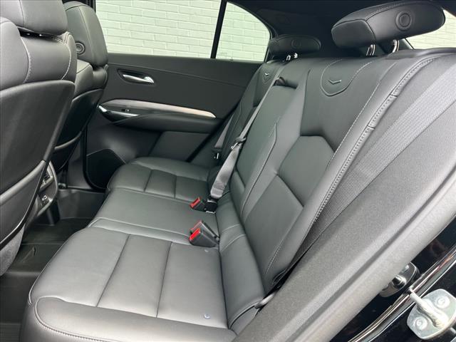 2025 Cadillac XT4 FWD 4DR PREMIUM LUXURY - Photo 6