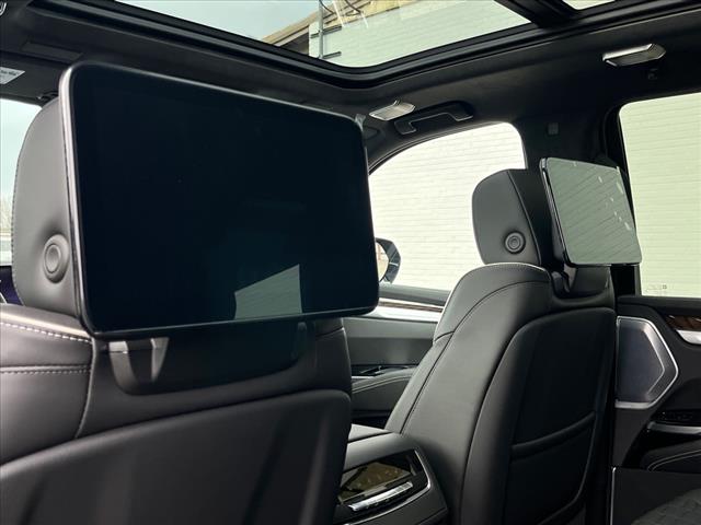 2025 Cadillac Escalade 4WD 4DR PREMIUM LUXURY PL - Photo 6