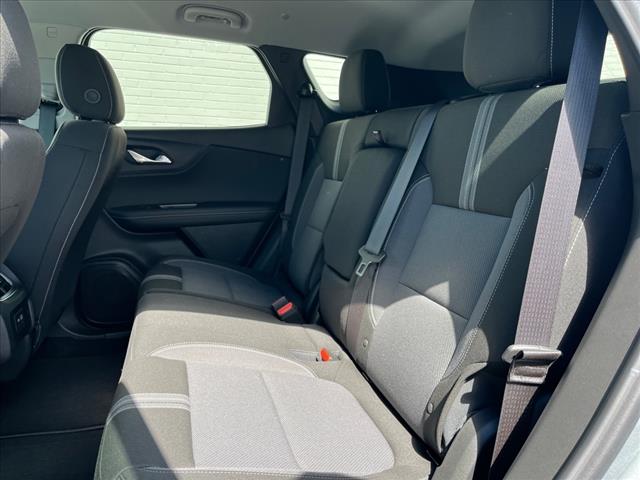 2025 Chevrolet Blazer FWD 4DR LT W/2LT - Photo 6