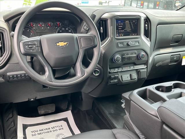 2025 Chevrolet Silverado 3500HD CC 4WD CREW CAB 177  WB, 60 - Photo 7
