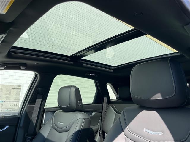 2025 Cadillac XT5 Premium Luxury - Photo 7