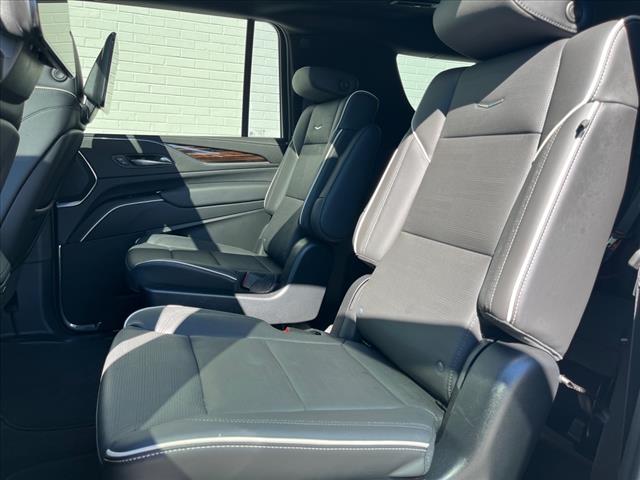 2024 Cadillac Escalade ESV Premium Luxury - Photo 7