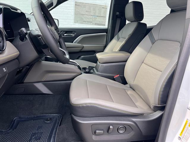 2025 Chevrolet Colorado 4WD CREW CAB ZR2 - Photo 8