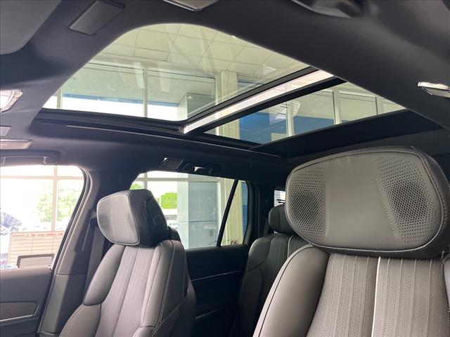 2026 Cadillac VISTIQ AWD 4DR SPORT - Photo 8