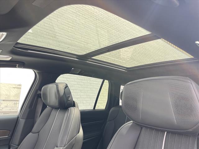 2026 Cadillac VISTIQ AWD 4DR SPORT - Photo 8