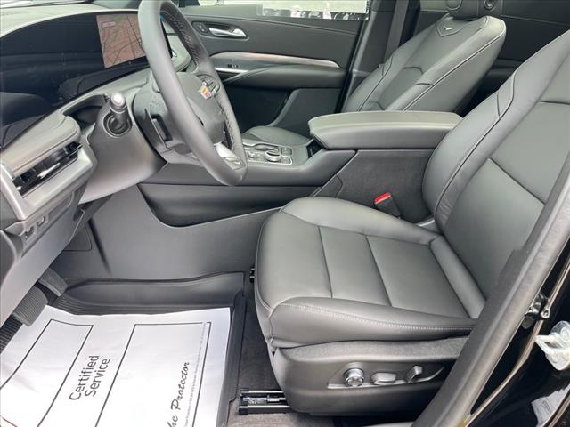 2025 Cadillac XT4 FWD 4DR PREMIUM LUXURY - Photo 8