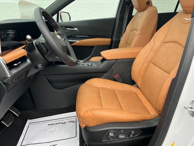 2025 Cadillac XT4 AWD 4DR SPORT - Photo 8