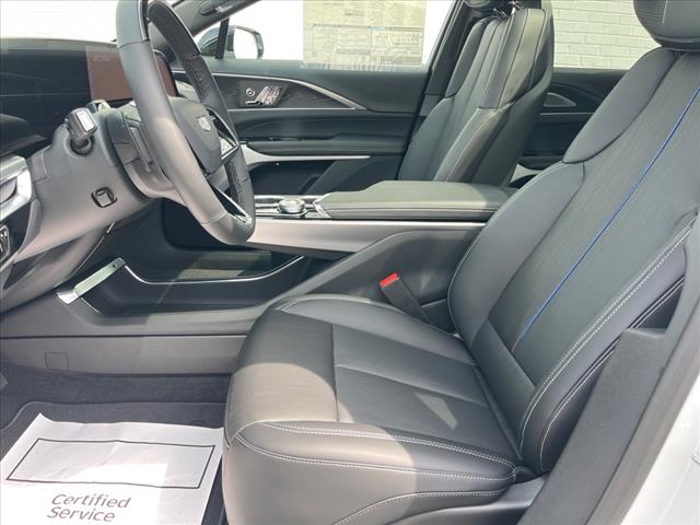 2025 Cadillac LYRIQ Luxury 3 - Photo 8