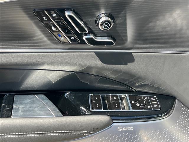 2025 Cadillac LYRIQ 4DR SPORT W/1SJ - Photo 8