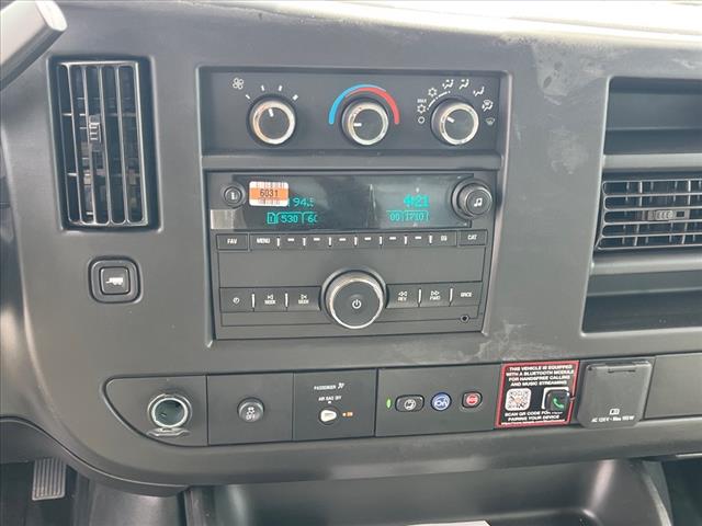 2025 Chevrolet Express 3500 VAN 139 - Photo 8