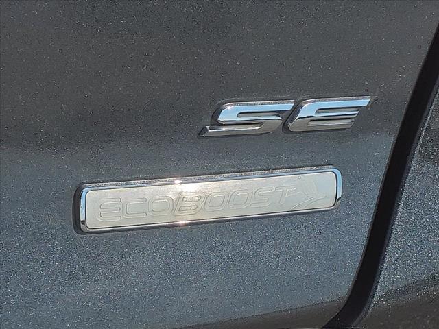 2016 Ford Fusion SE - Photo 9
