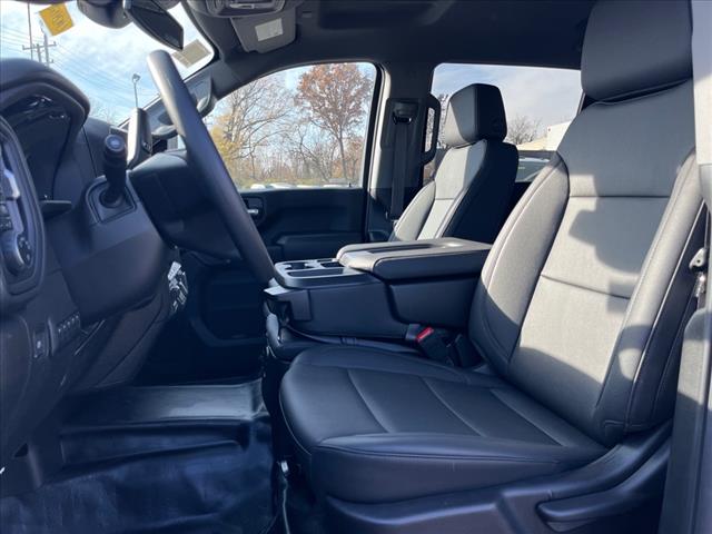 2024 Chevrolet Silverado 3500HD CC 4WD CREW CAB 177  WB, 60 - Photo 9