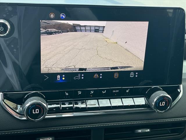 2025 Chevrolet Colorado LT - Photo 9