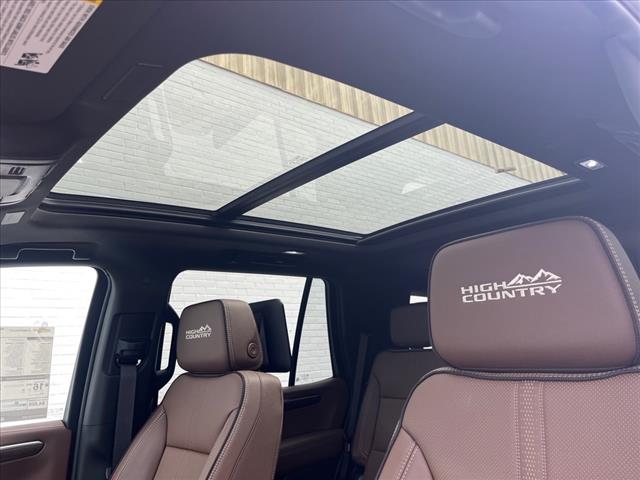 2025 Chevrolet Tahoe 4WD 4DR HIGH COUNTRY - Photo 9