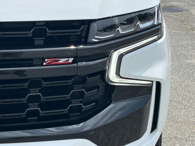 2022 Chevrolet Suburban Z71 - Photo 9
