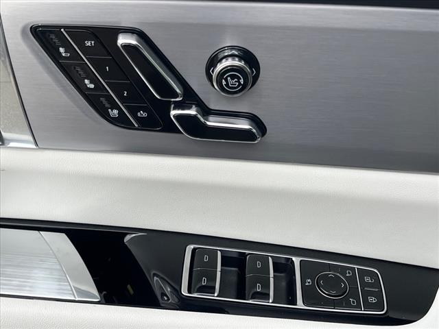 2026 Cadillac VISTIQ AWD 4DR SPORT - Photo 9