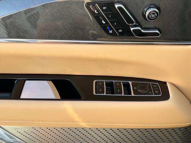 2025 Cadillac Escalade IQ AWD 4DR SPORT 2 - Photo 9