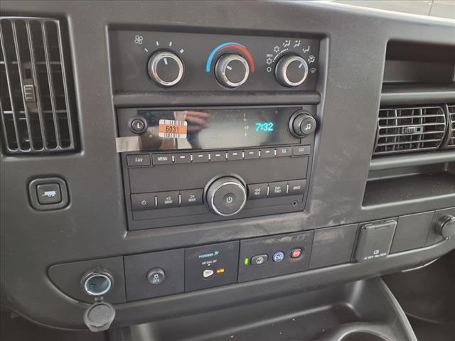 2025 Chevrolet Express 3500 VAN 177 - Photo 9
