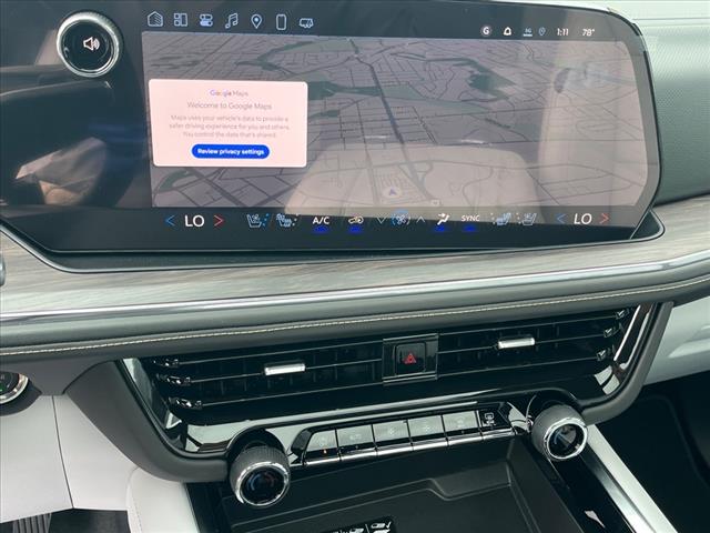 2025 Chevrolet Suburban 4WD 4DR PREMIER