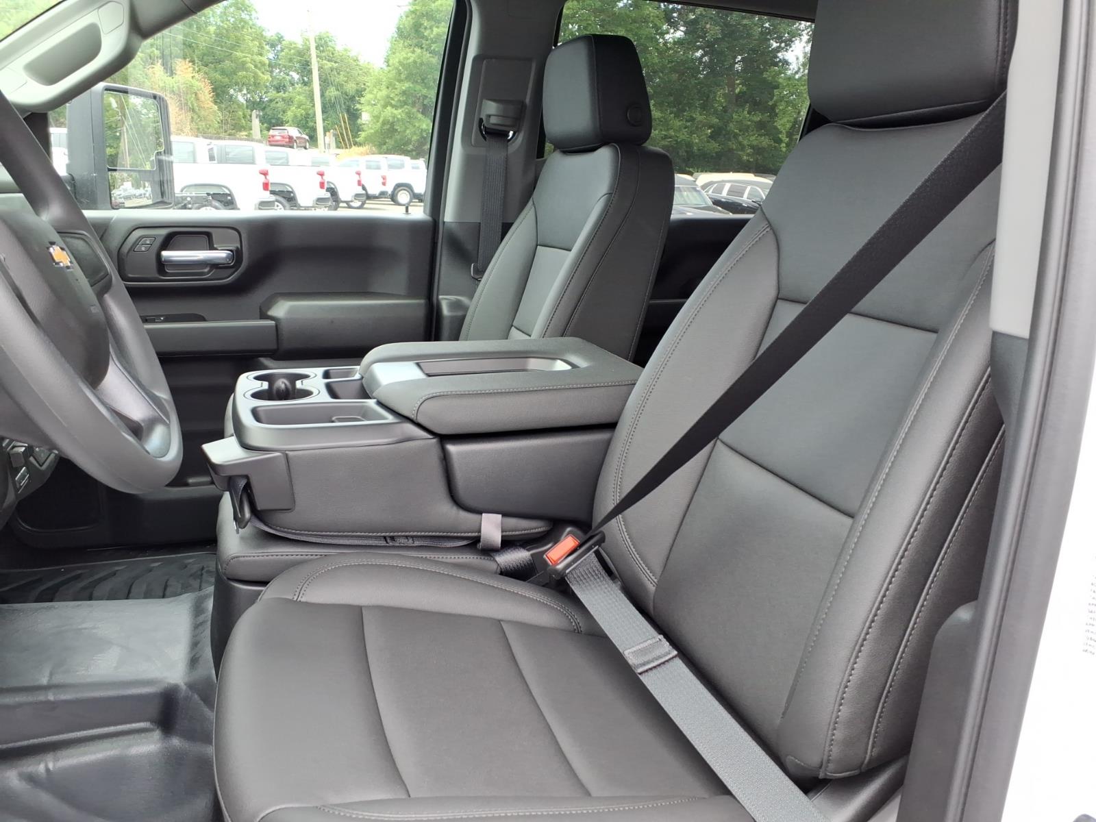 ChevroletSilverado 3500HD CC10