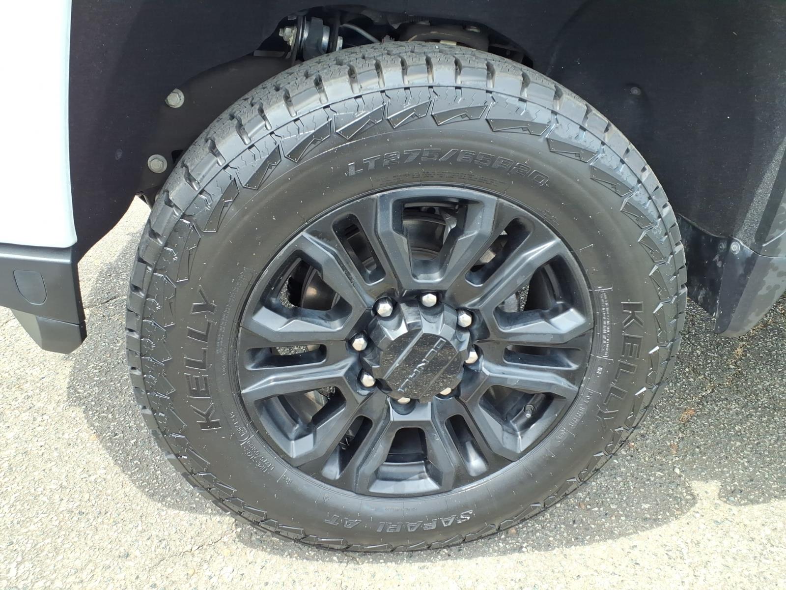 GMCSierra 2500HD10