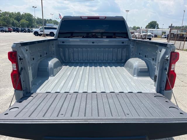 2024 Chevrolet Silverado 1500 2WD CREW CAB 147  CUSTOM