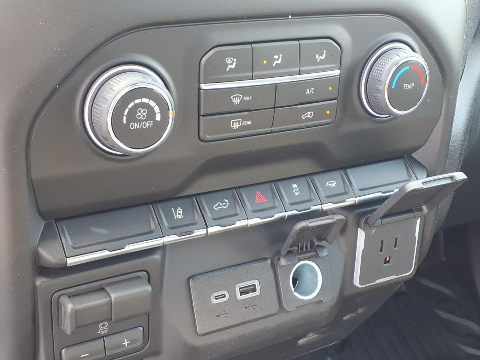 ChevroletSilverado 2500HD11