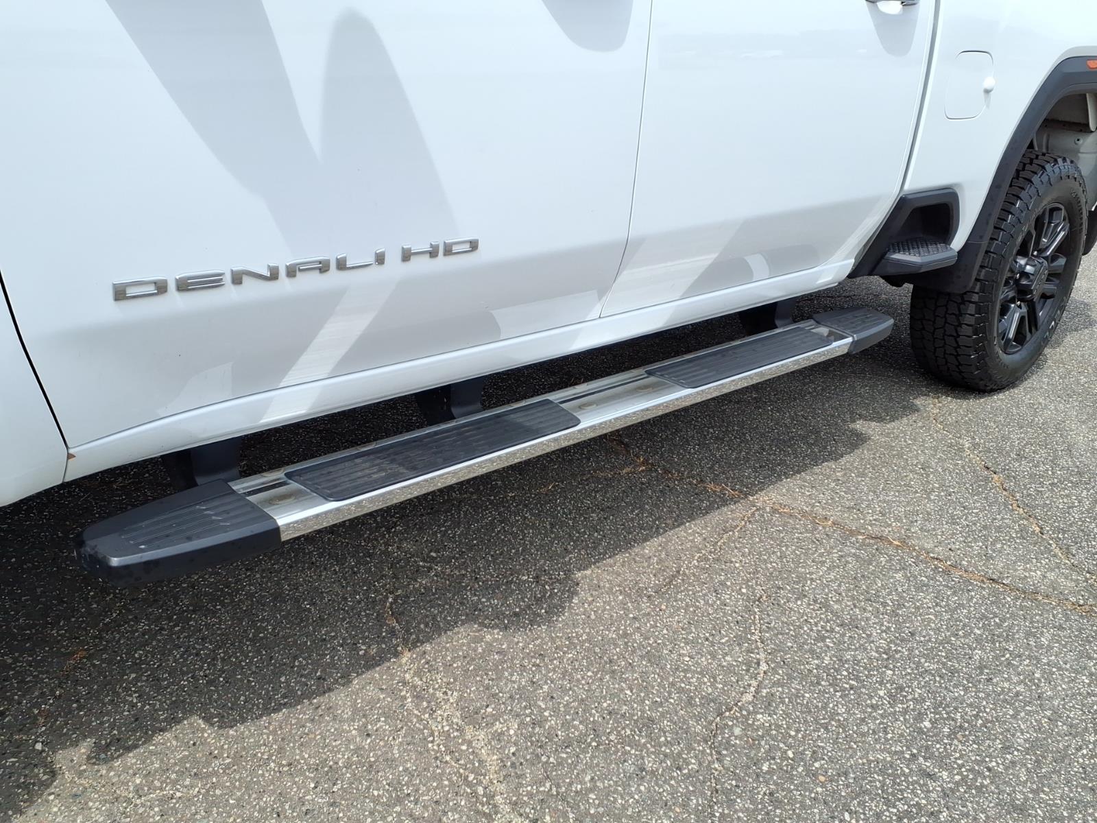 GMCSierra 2500HD11