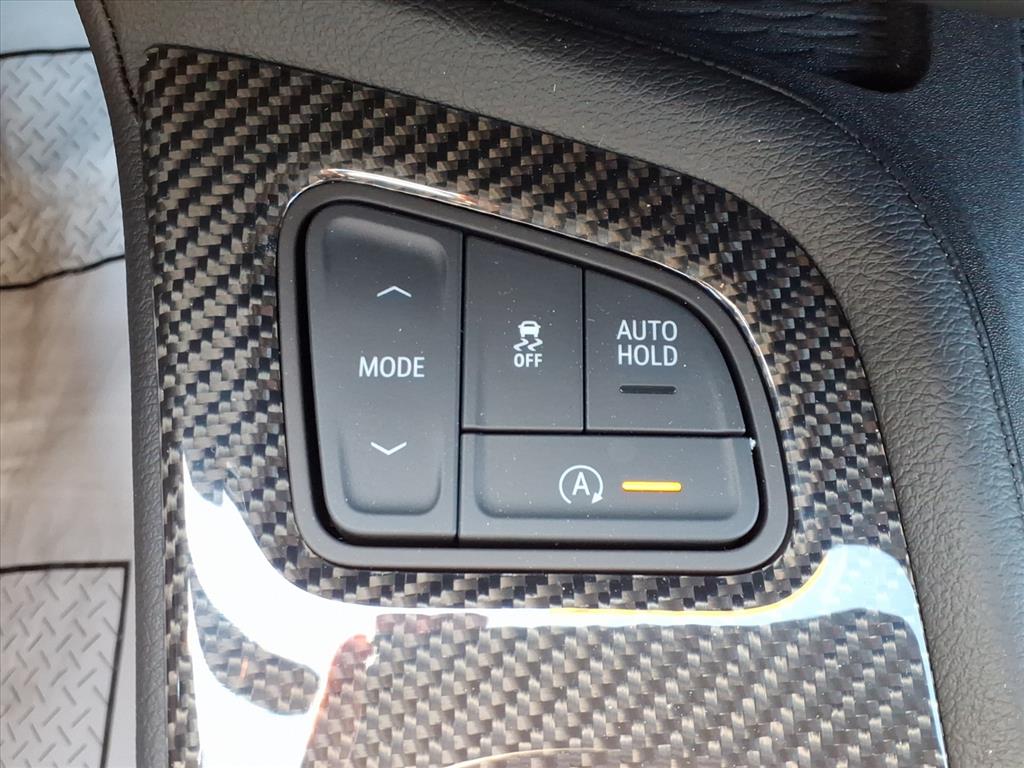 CadillacCT5-V11