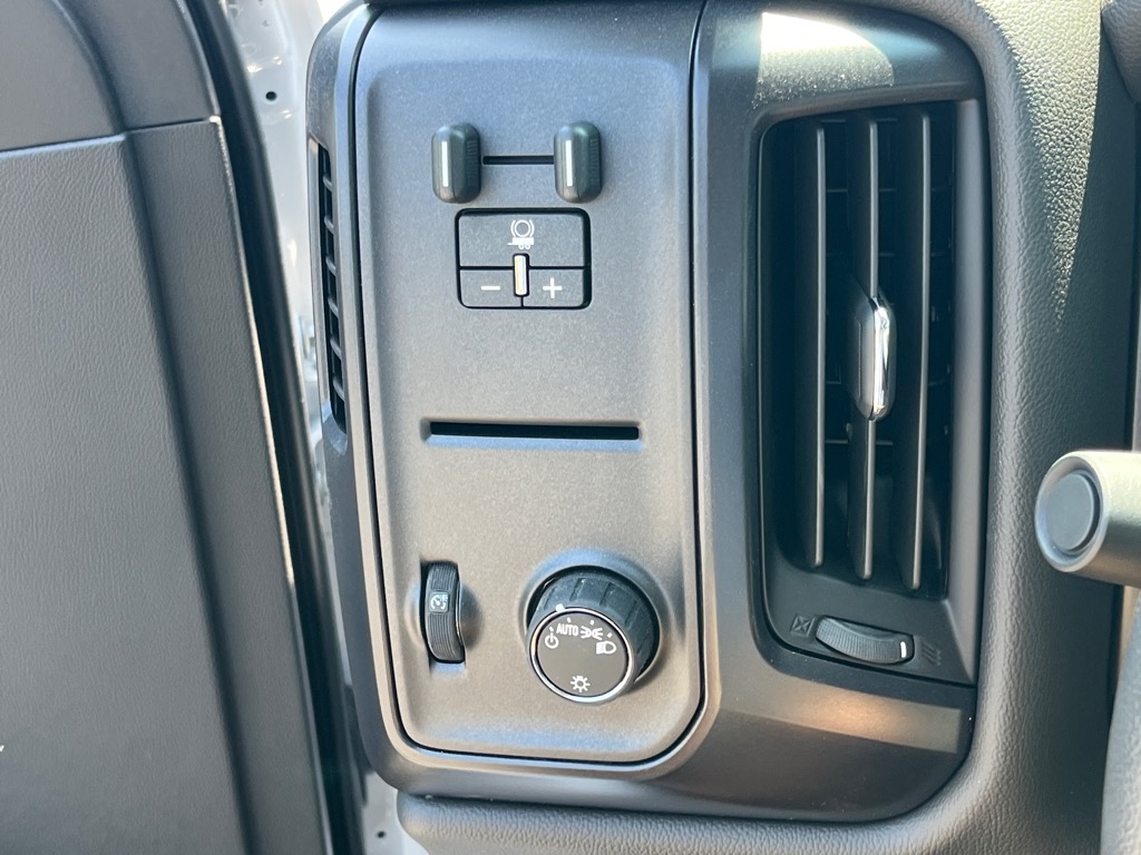 ChevroletSILVERADO MD11