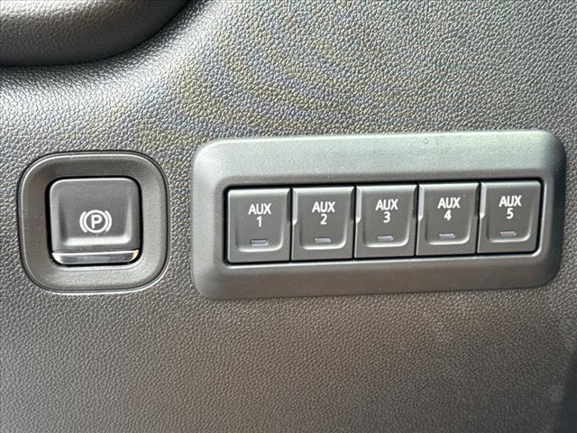 2025 Chevrolet Silverado 3500HD CC 4WD REG CAB 171  WB, 84.5