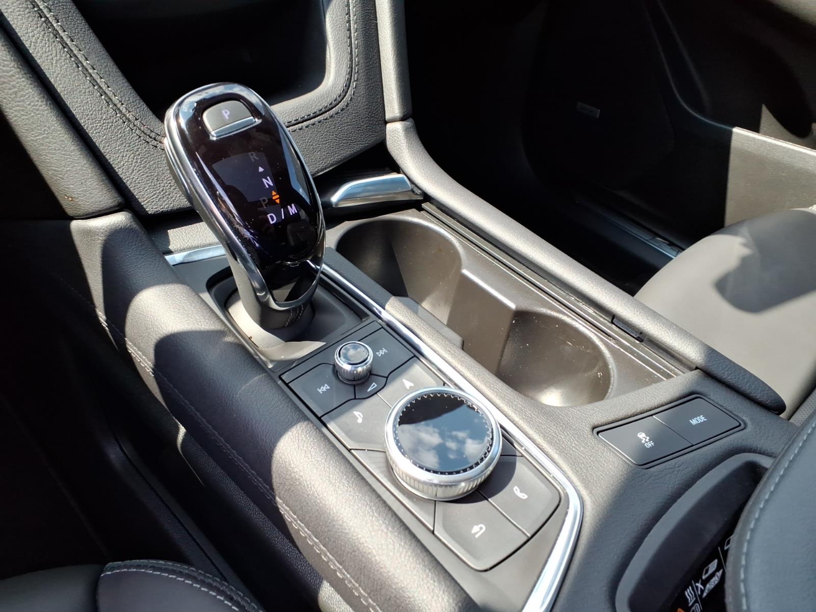 CadillacXT512