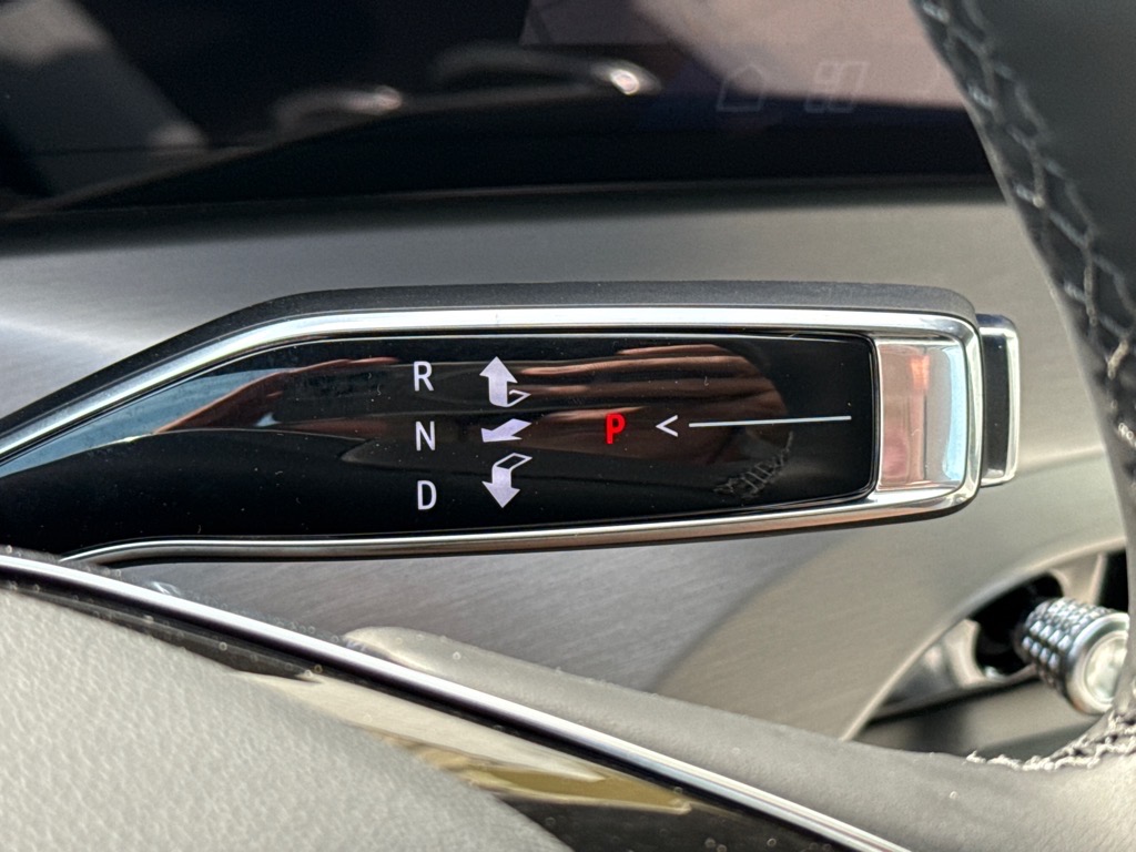 CadillacVISTIQ12