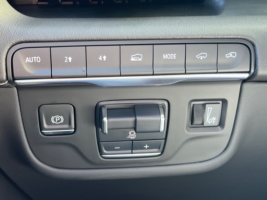 CadillacEscalade ESV12