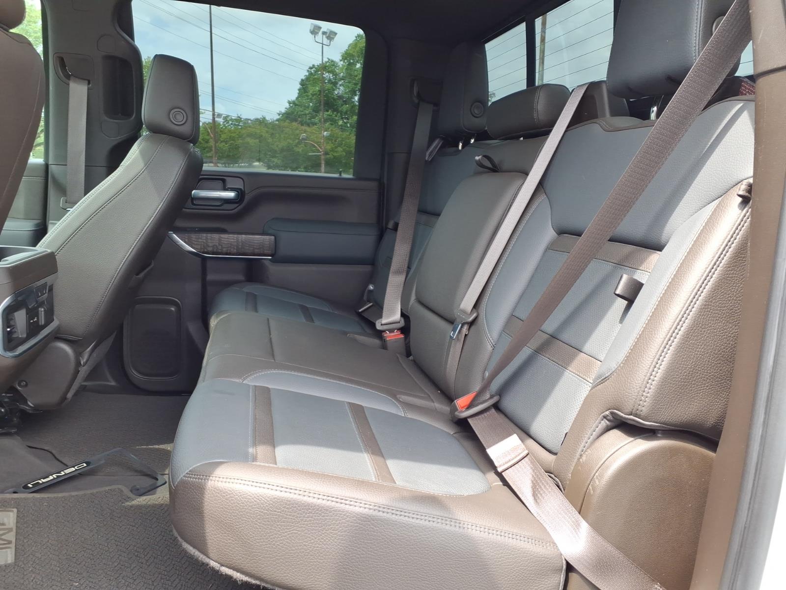 GMCSierra 2500HD13