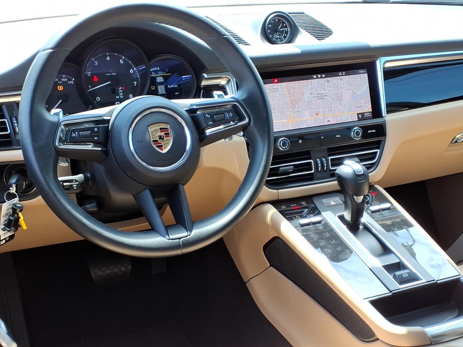 PorscheMacan13