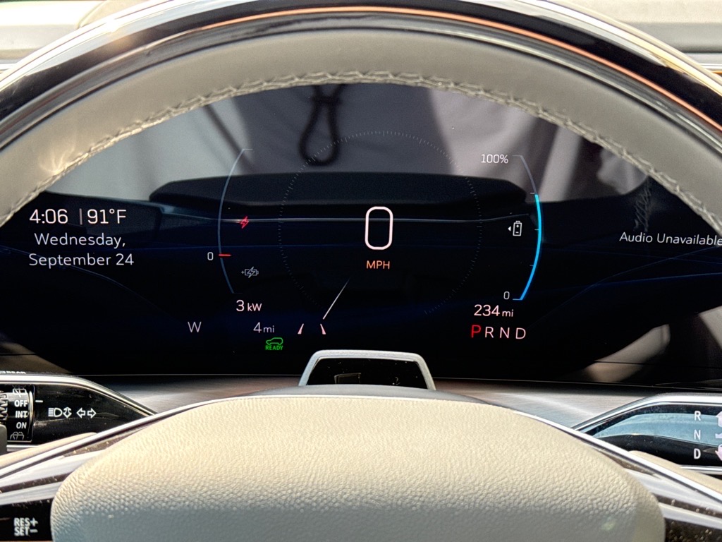 CadillacVISTIQ13