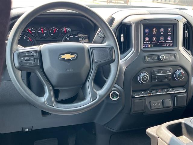 2024 Chevrolet Silverado 1500 2WD CREW CAB 147  CUSTOM